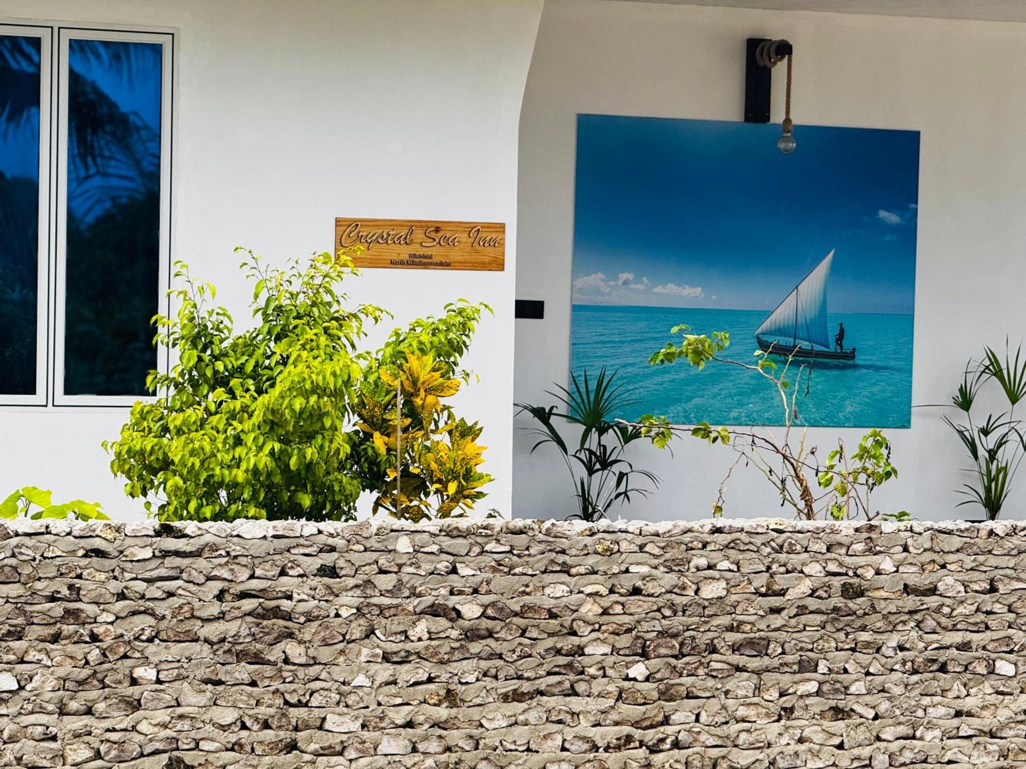 Crystal Sea Inn Bileffahi Bagian luar foto
