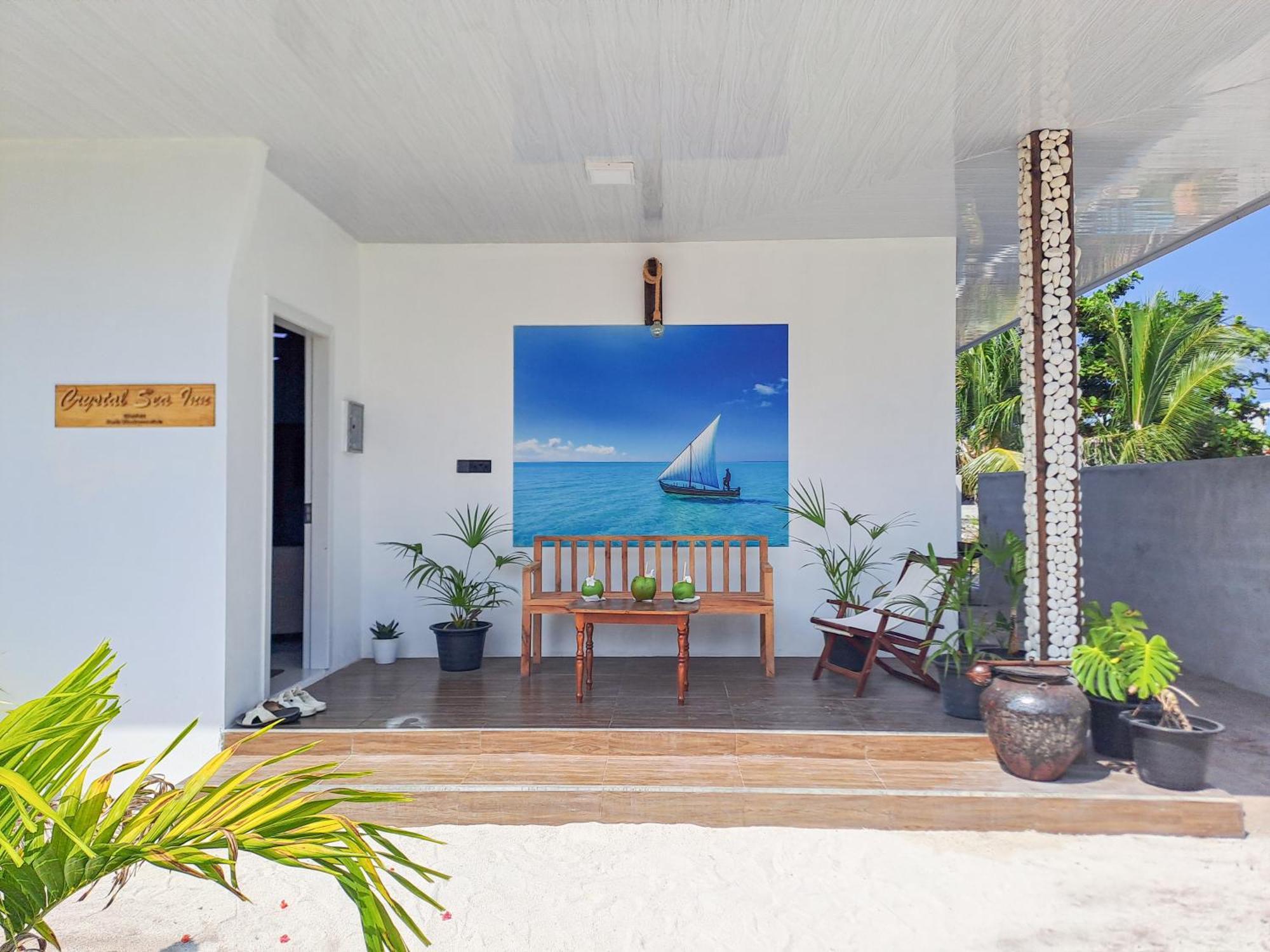 Crystal Sea Inn Bileffahi Bagian luar foto