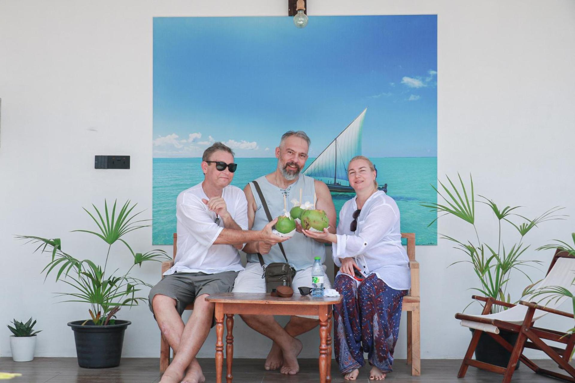 Crystal Sea Inn Bileffahi Bagian luar foto