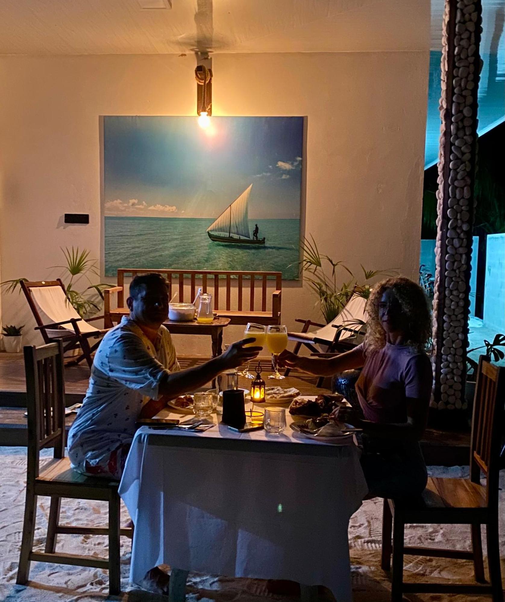 Crystal Sea Inn Bileffahi Bagian luar foto