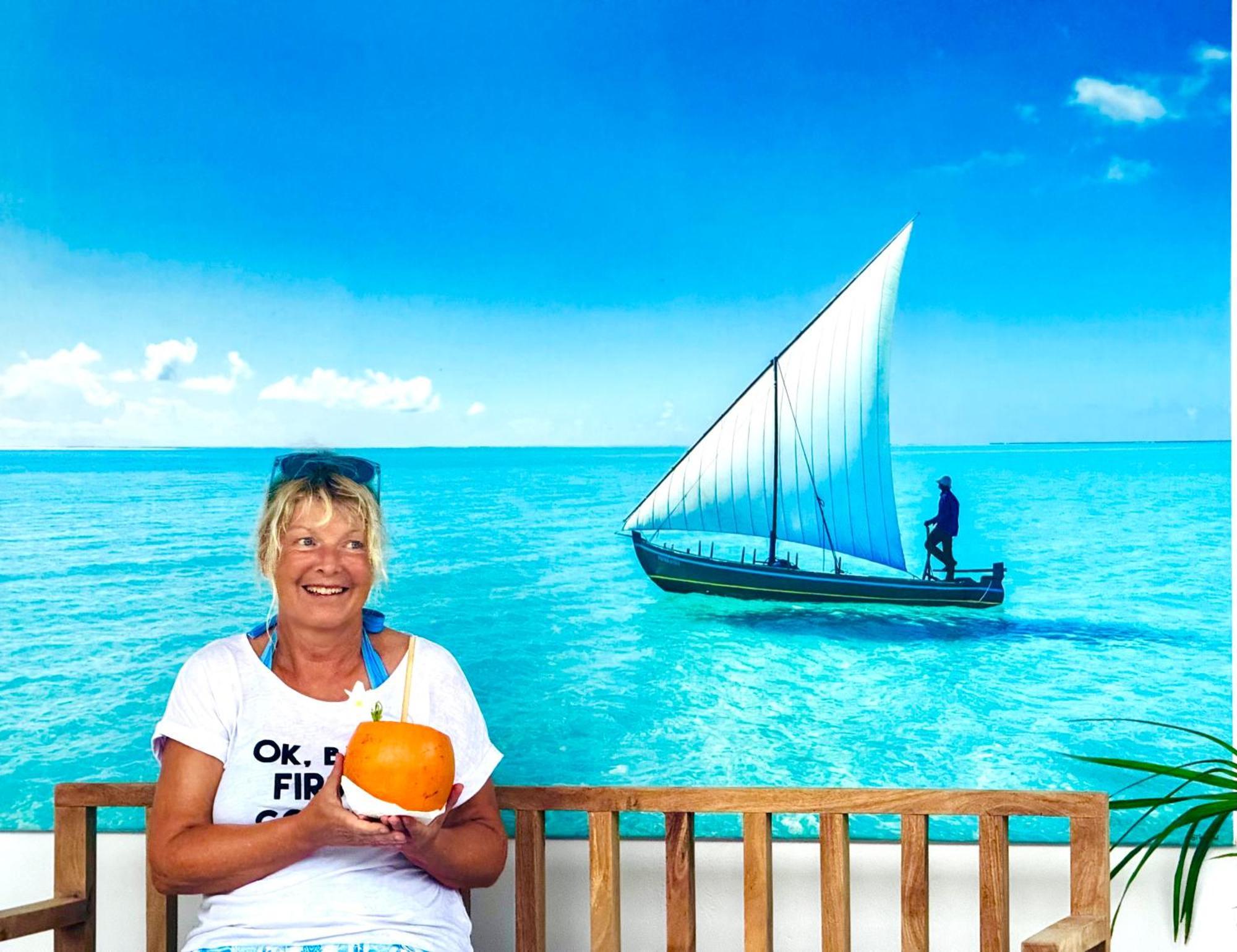 Crystal Sea Inn Bileffahi Bagian luar foto